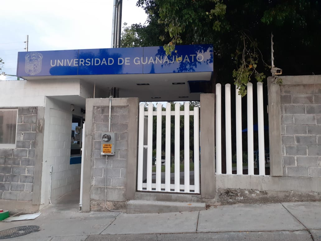 Acceso UG, Campus León